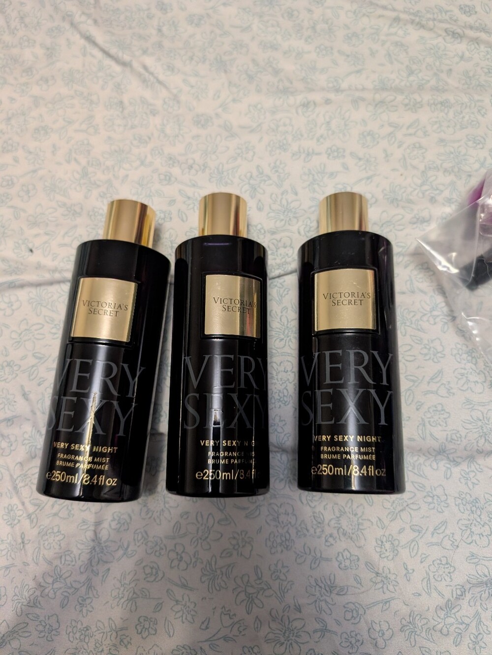 Victoria's Secret Black & Gold Very Sexy Night Fragrance Mists (3)
